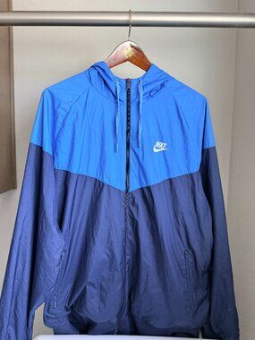 Nike windbreaker jacket, XXL, excellent condition, navy and royal blue